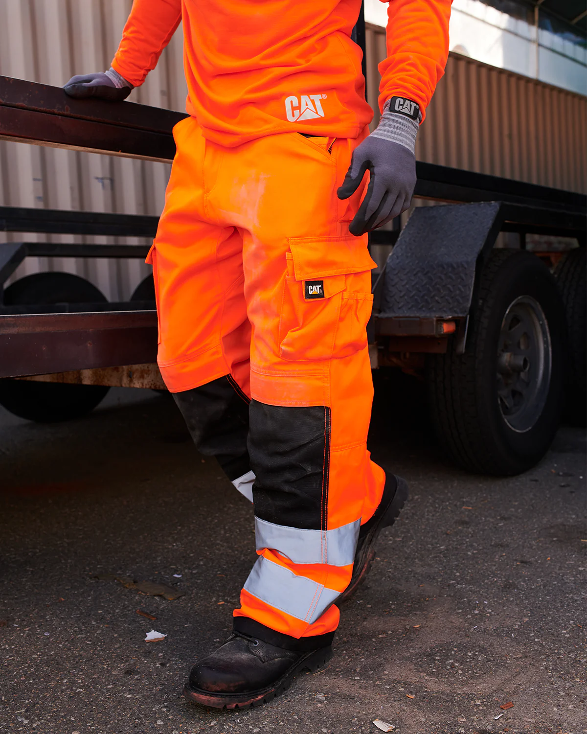 MEN'S HI-VIS TRADEMARK WORK PANTS - Image 3